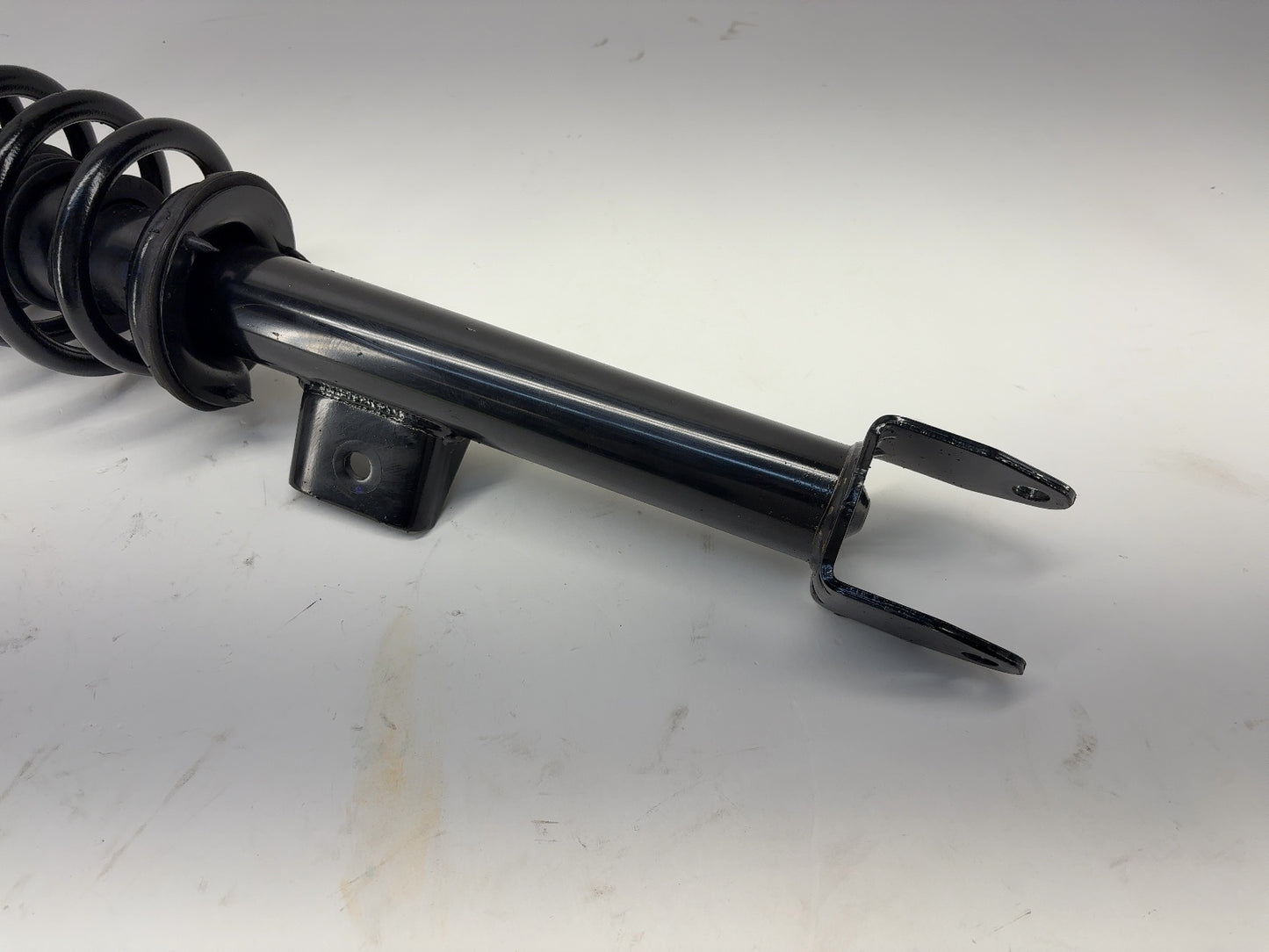 2021 Tesla Model 3 Front Left Strut Absorber 1044364-00-G