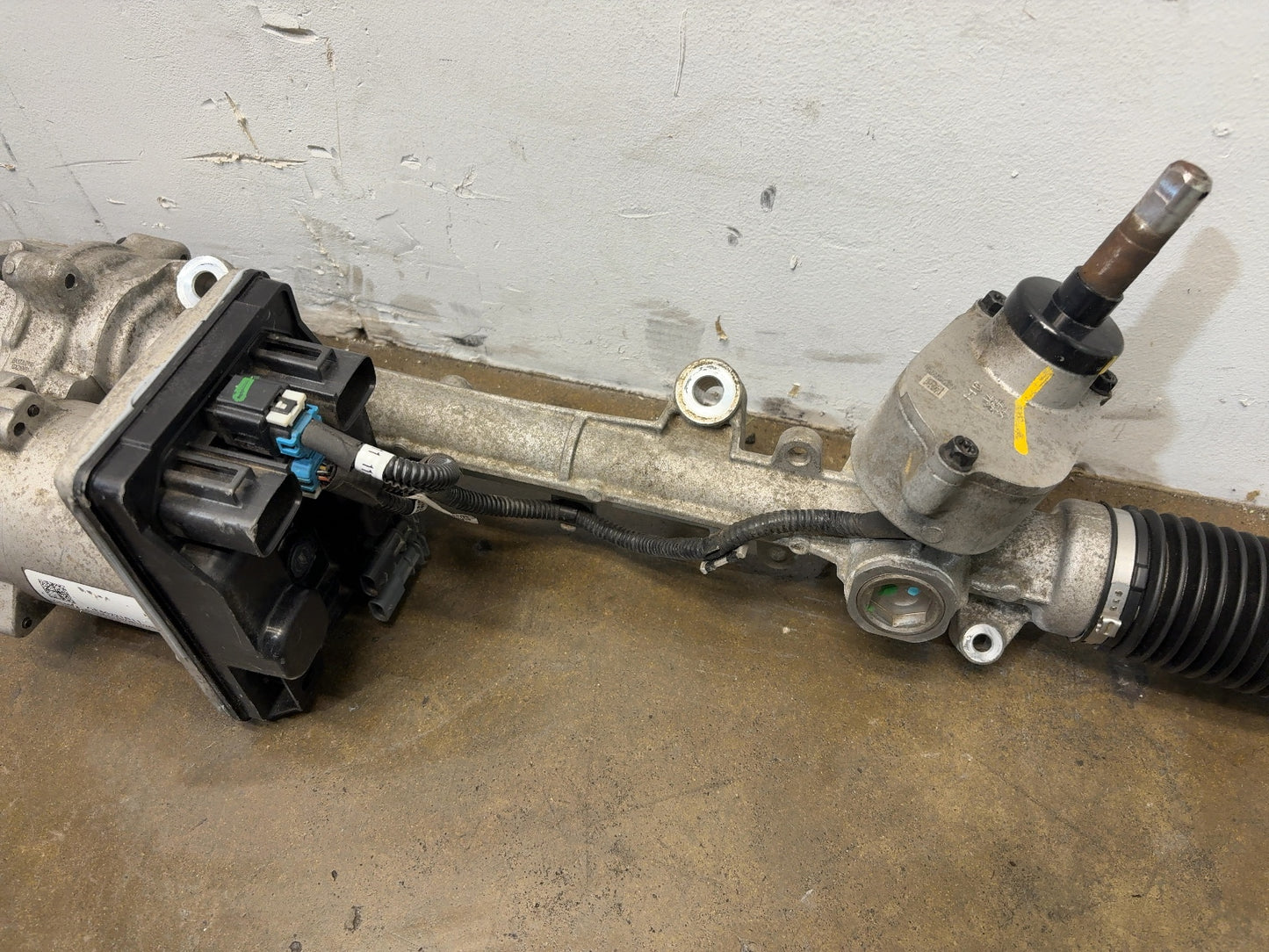 2017-2020 Tesla Model 3 Steering Rack Assembly 1044831-99-D