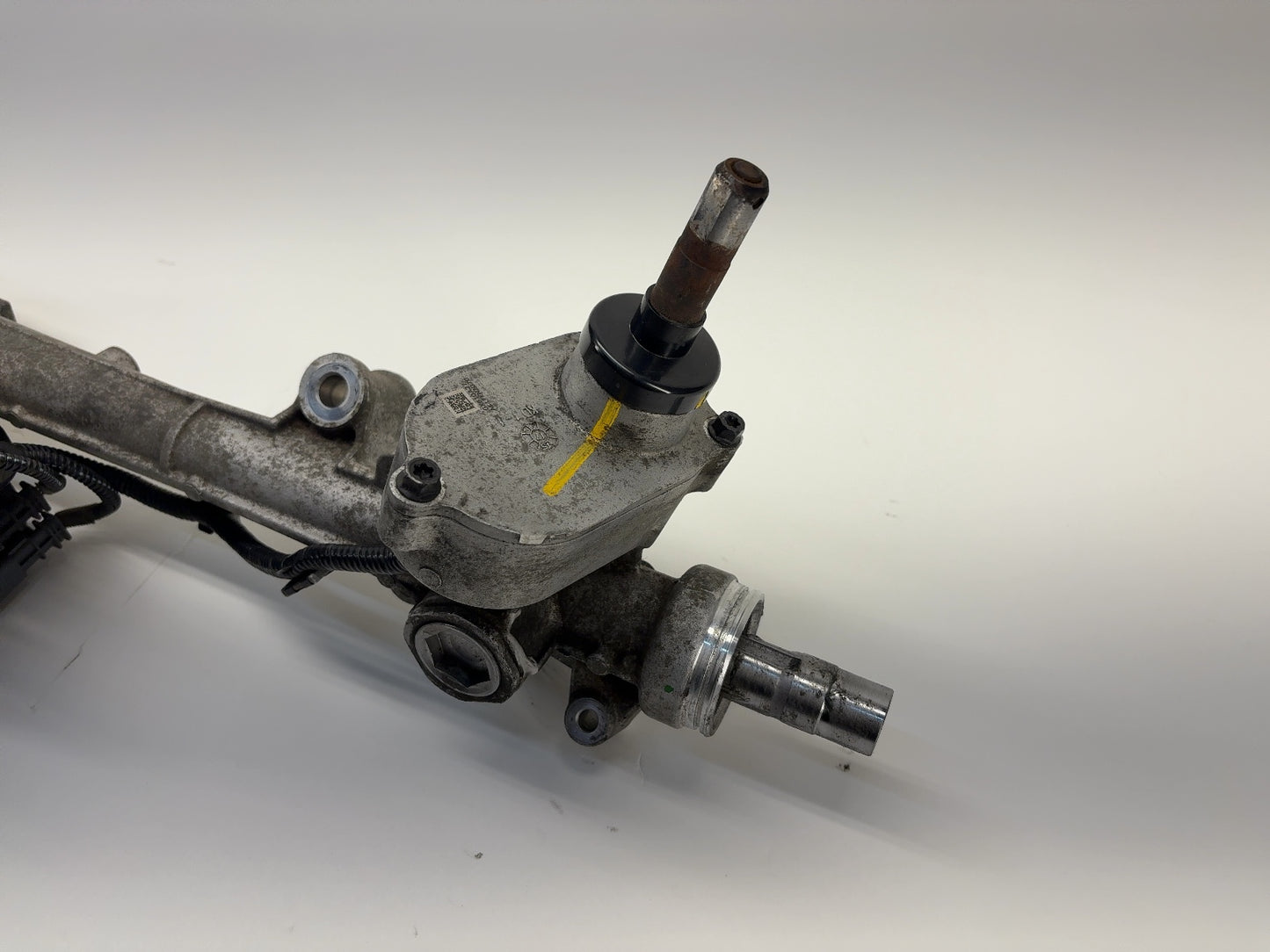 2018-2019 Tesla Model 3 Steering Rack Without Tie Rods 1044831-25-D