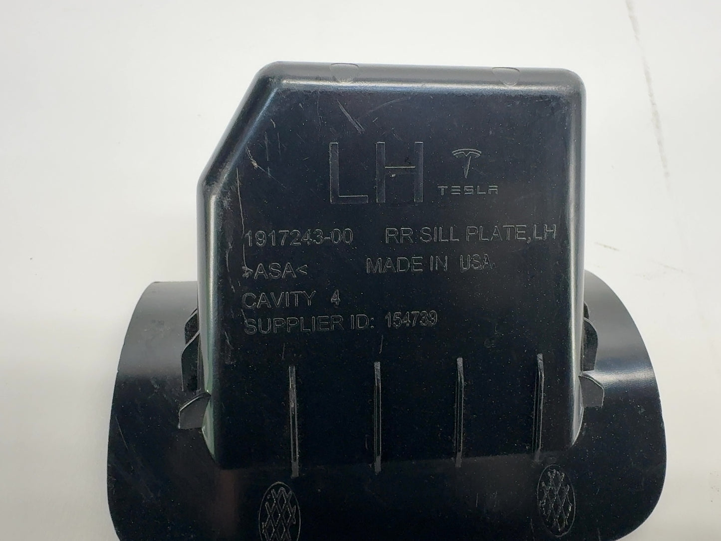 2025 Tesla Model 3 Highland Rear Left Sill Plate 1917243-00-A