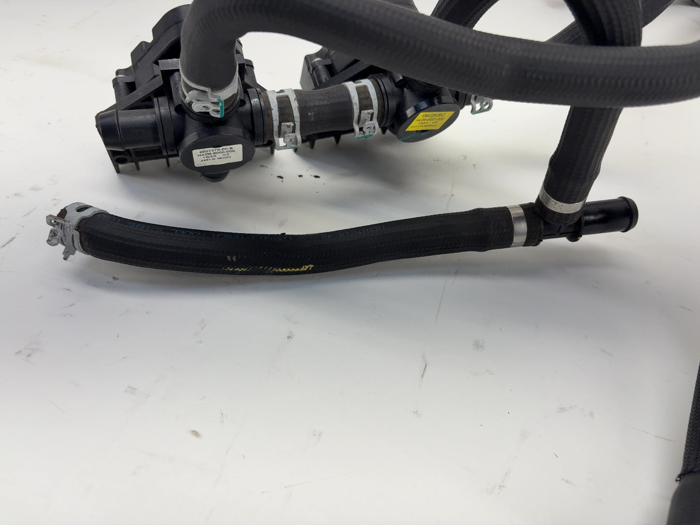 2018 Tesla Model X Coolant Valve 3 Way 1064225-00-C