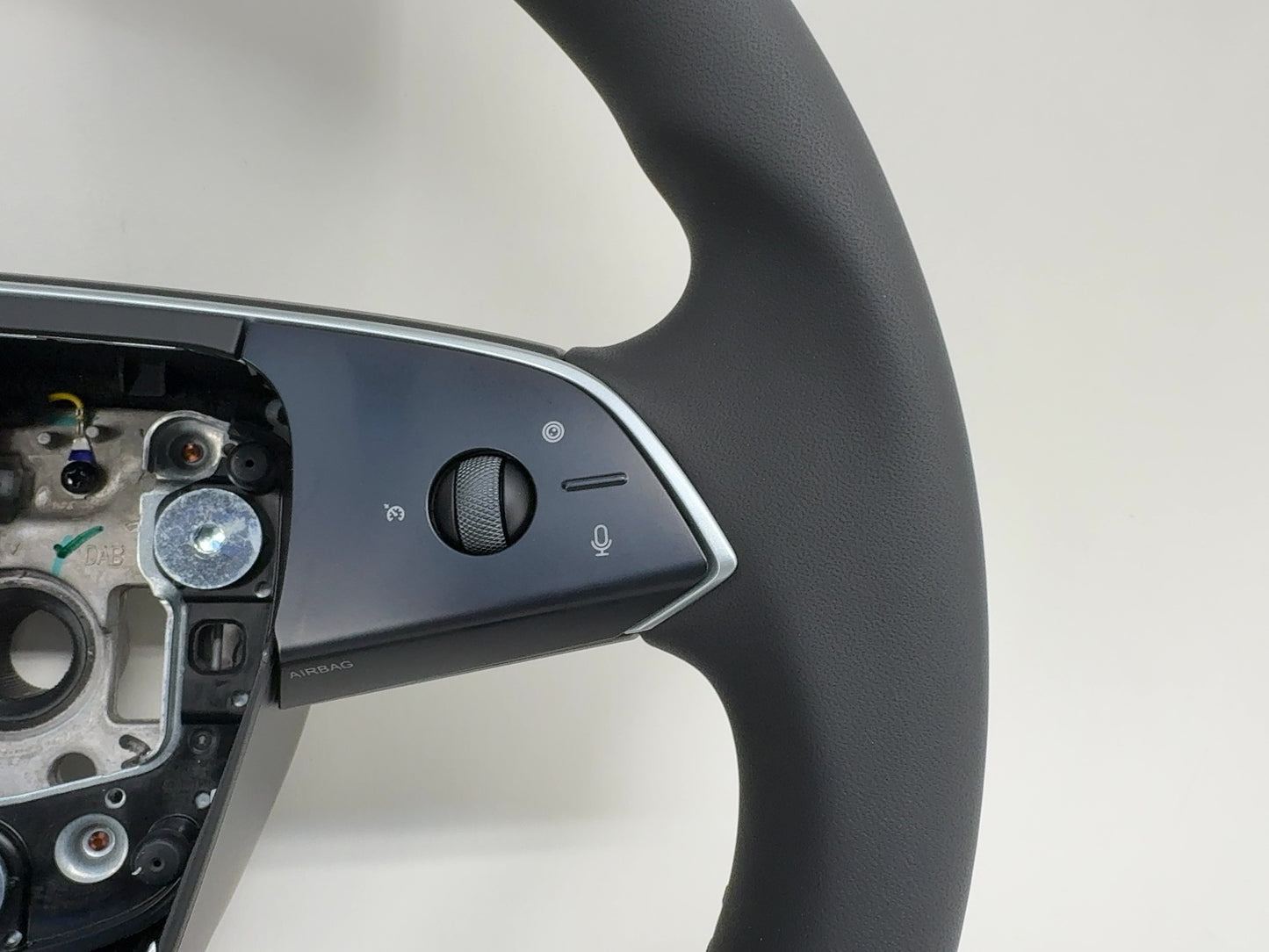 2026 Tesla Model Y Juniper Steering Wheel Pur Leather 2003660-00-F
