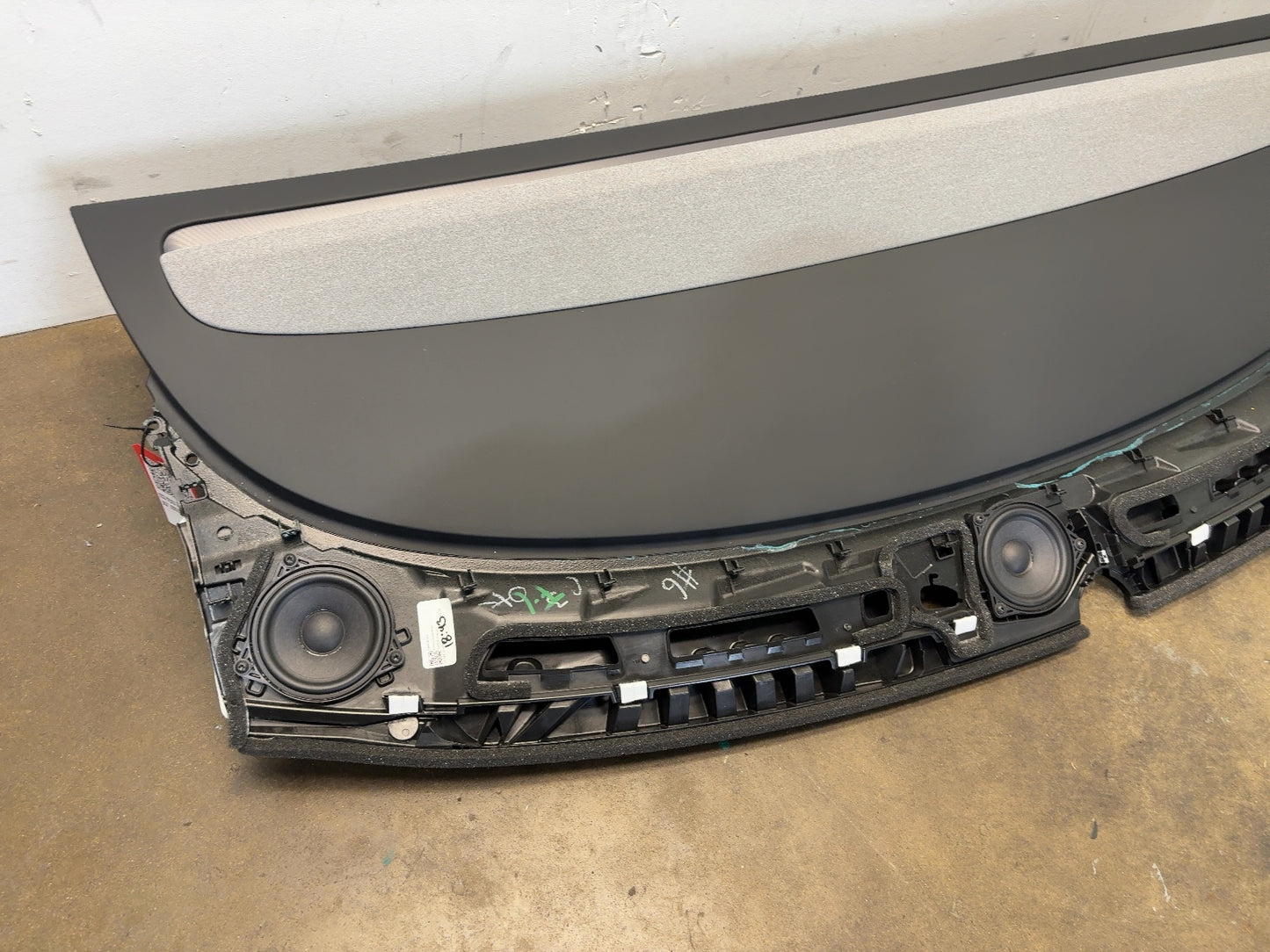 2026 Tesla Model Y Juniper Dash Panel With Airbag 1936000-70-G