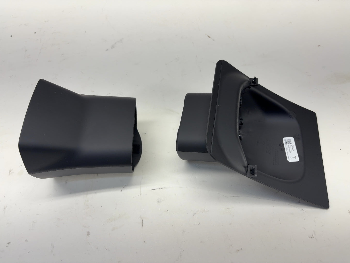 2026 Tesla Model Y Juniper Instrument Panel Steering Column Cover 2021206-50-B