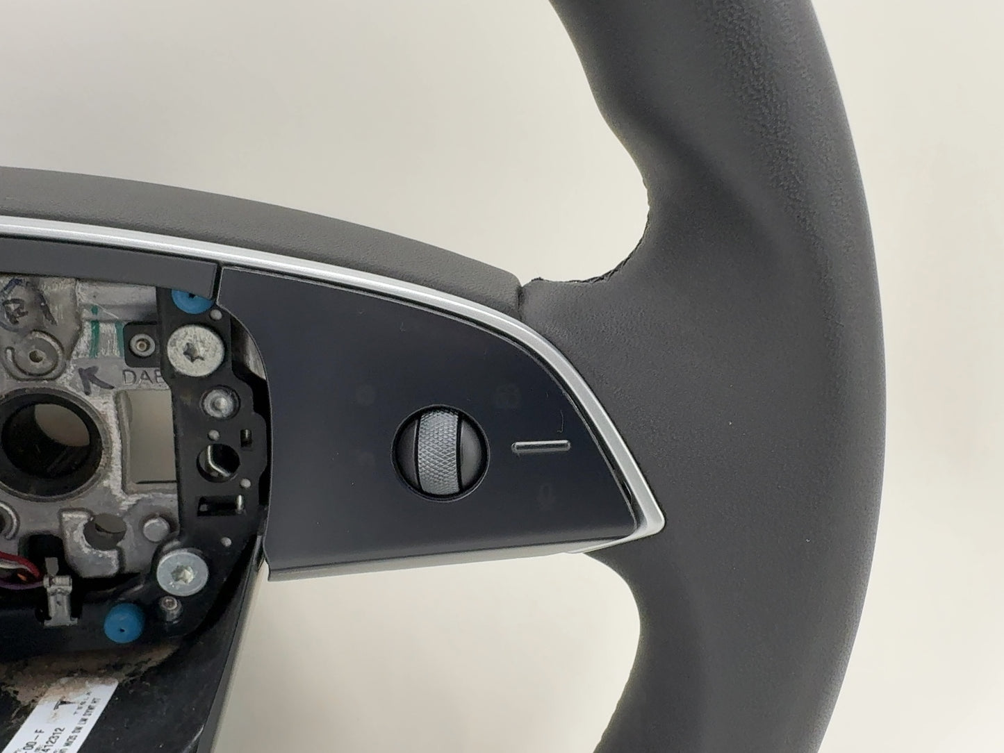 2024-2025 Tesla Model 3 Highland Steering Wheel Heated 1735339-00-F