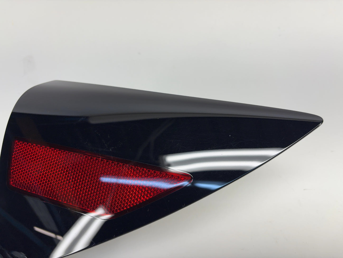 2025 Tesla Model 3 Highland Right Quarter Reflector 1715105-30-A