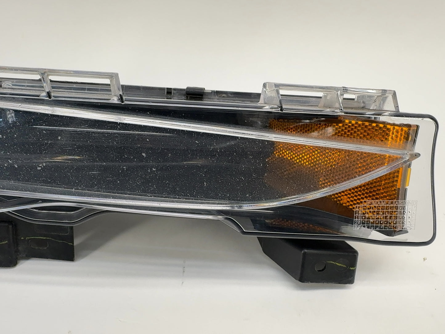 2021-2023 Tesla Model 3 Front Right Foglamp 1077390-00-F