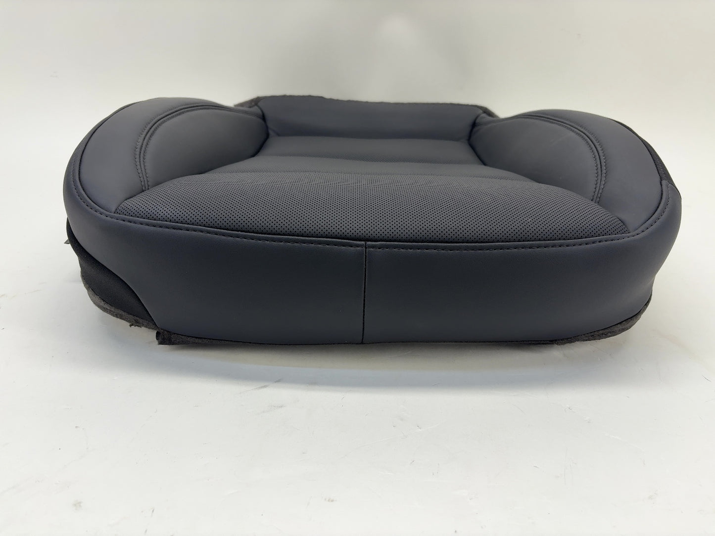 2025 Tesla Model 3 Highland Front Right Seat Lower Cushion 1997745-01-D