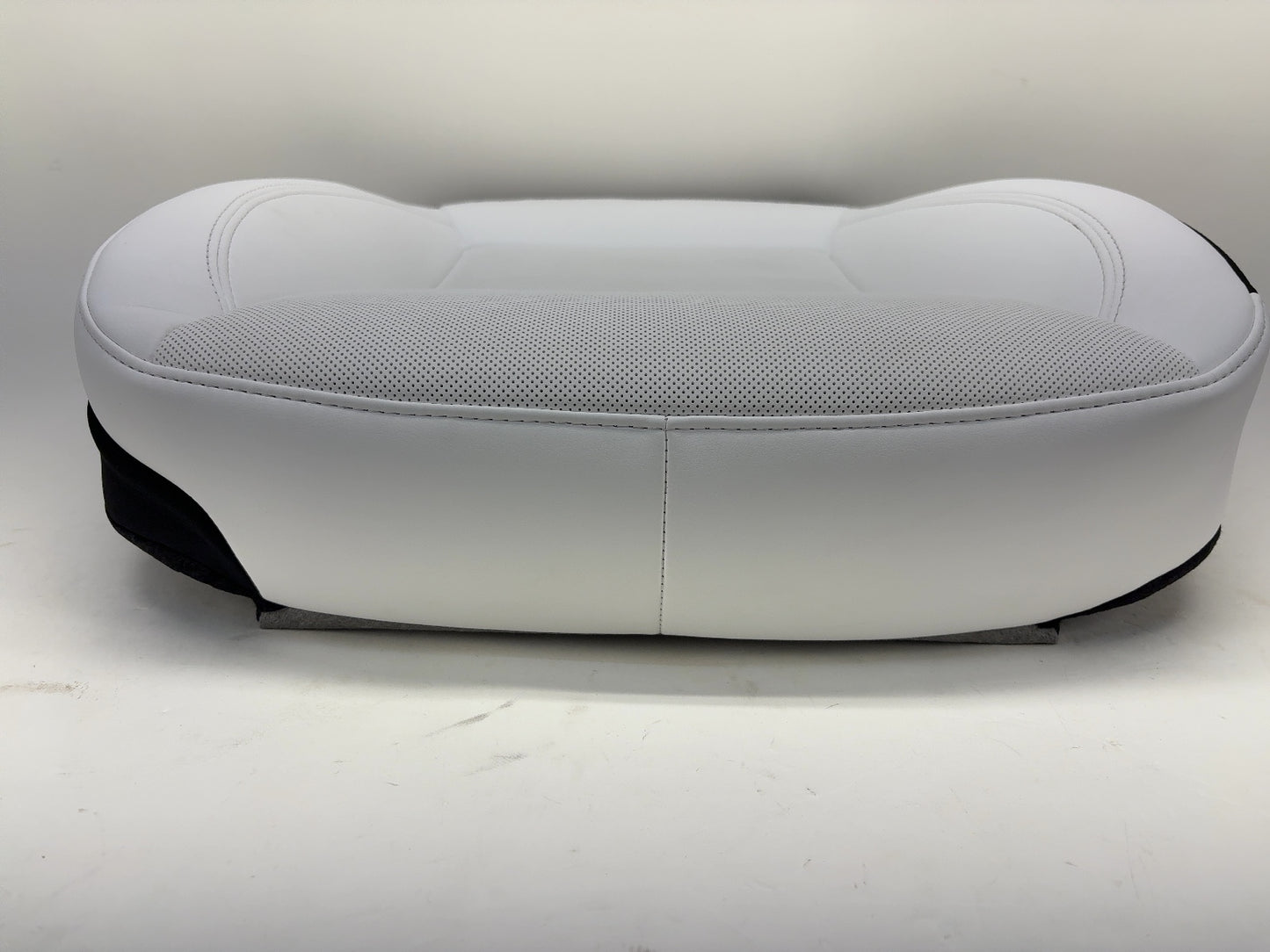 2026 Tesla Model Y Juniper Front Right Lower Cushion White 2048709-02-C