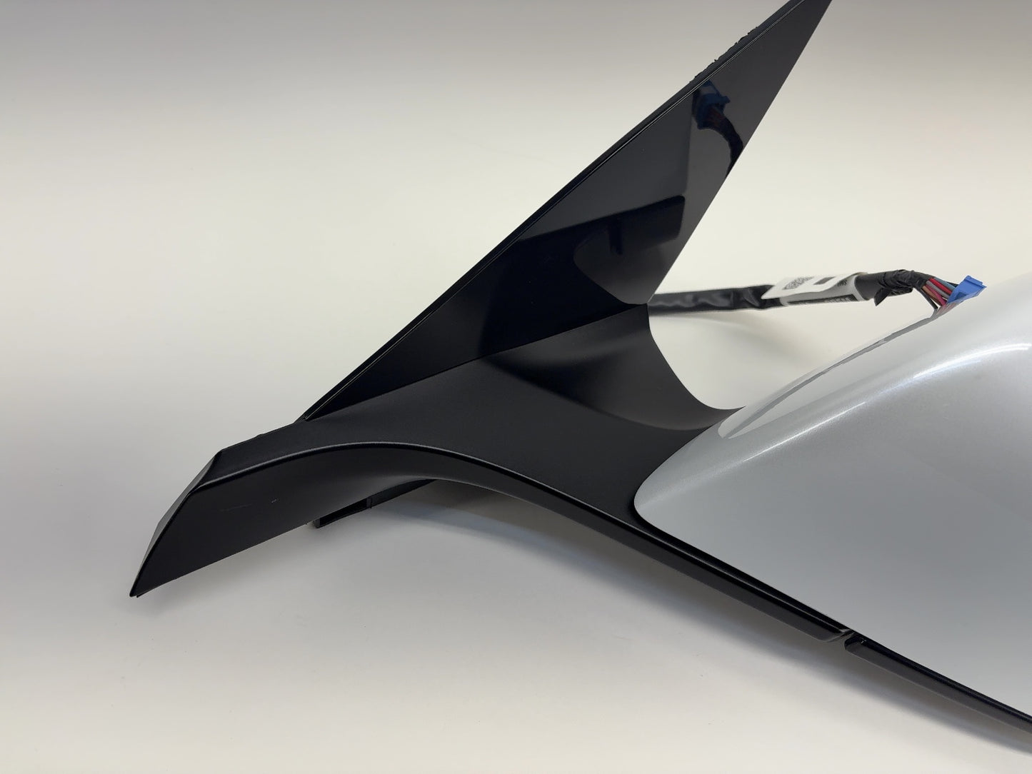 2025 Tesla Model 3 Highland Front Left Door Mirror Assembly 1592031-00-H