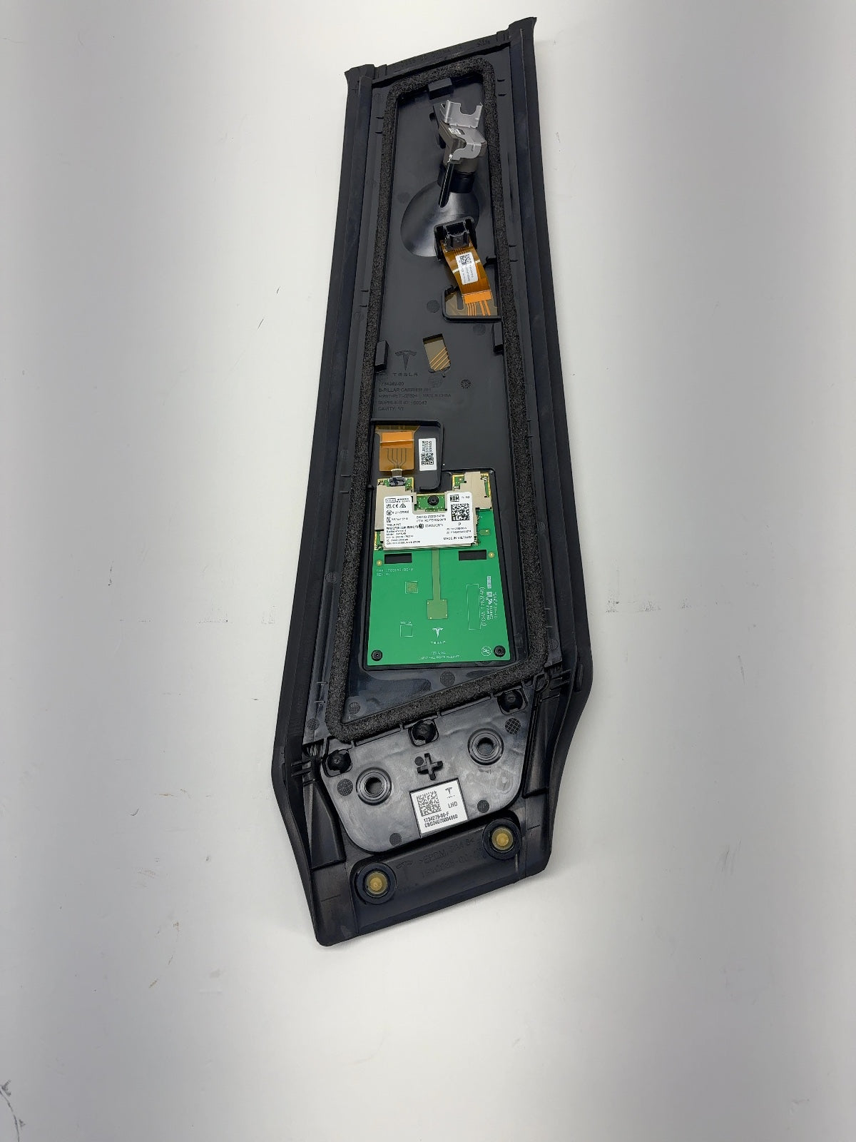 2024 Tesla Model 3 Highland B Pillar Glass w Camera Right 1734279-00-F