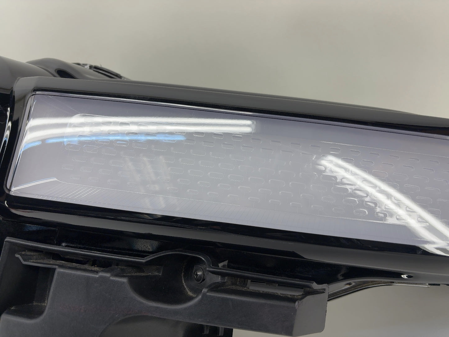 2023-2024 Rivian R1S R1T Left Headlamp PT00000465-R