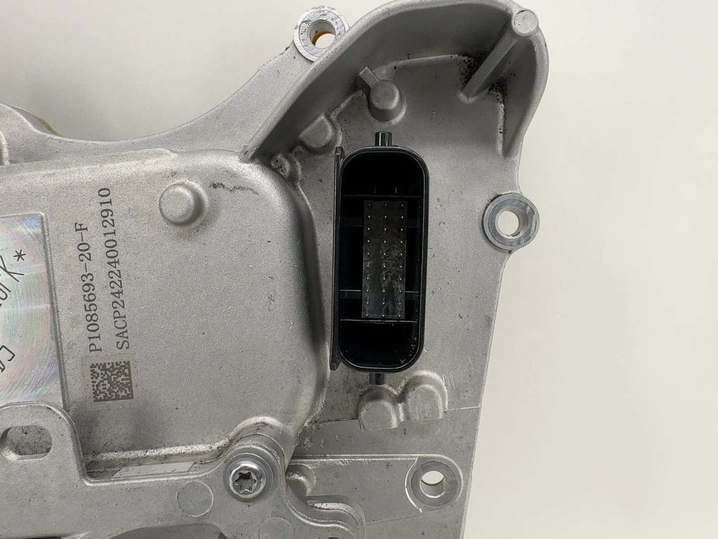 2025 Tesla Model 3 Highland Rear Drive Unit Inverter Only 1079904-17-L