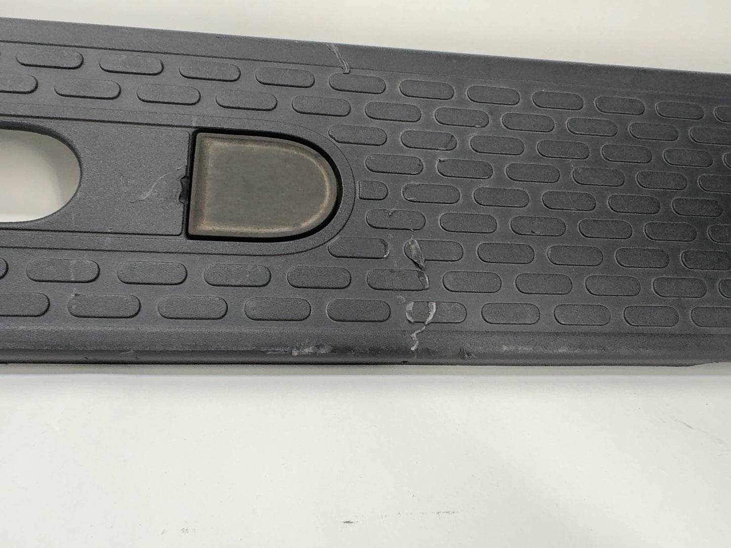 2022 Rivian R1T Bed Upper Trim Left PT00000355-M