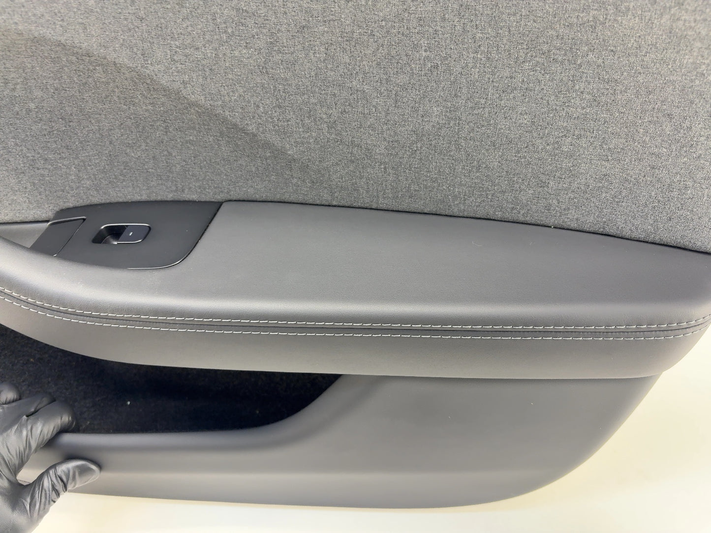 2025 Tesla Model 3 Highland Front Right Door Panel 1776740-20-E
