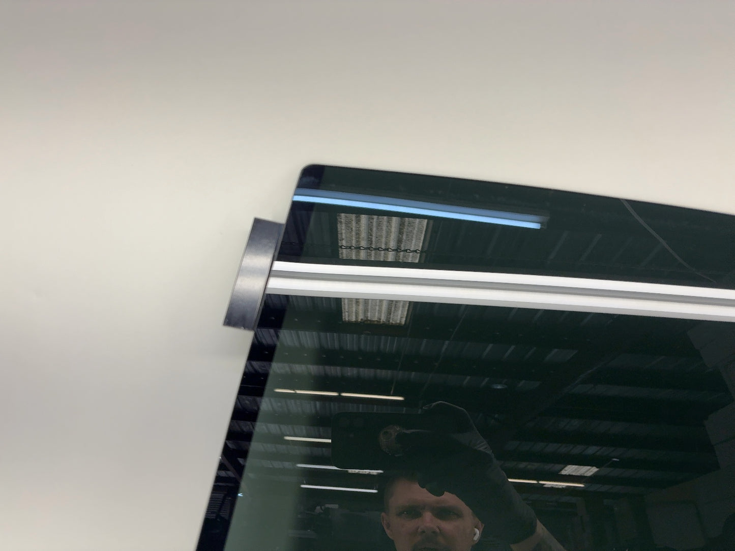 2016 Tesla Model X Rear Left Door Glass 1052717-00-D