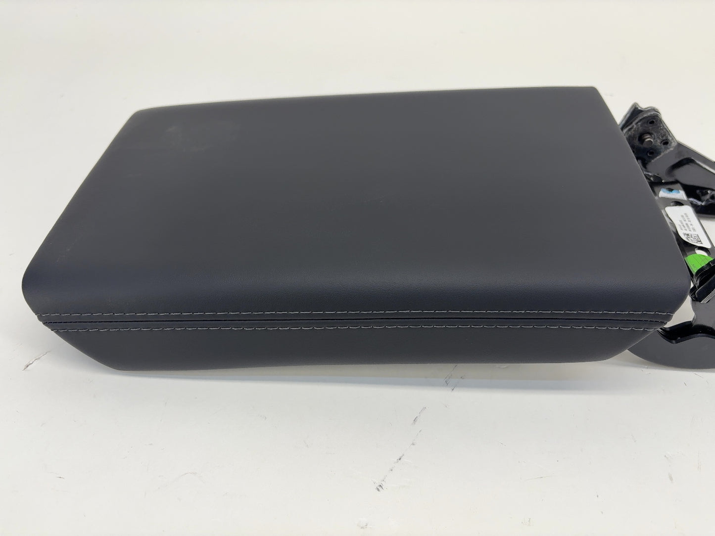 2025 Tesla Model 3 Highland Center Console Armrest 1714422-24-G