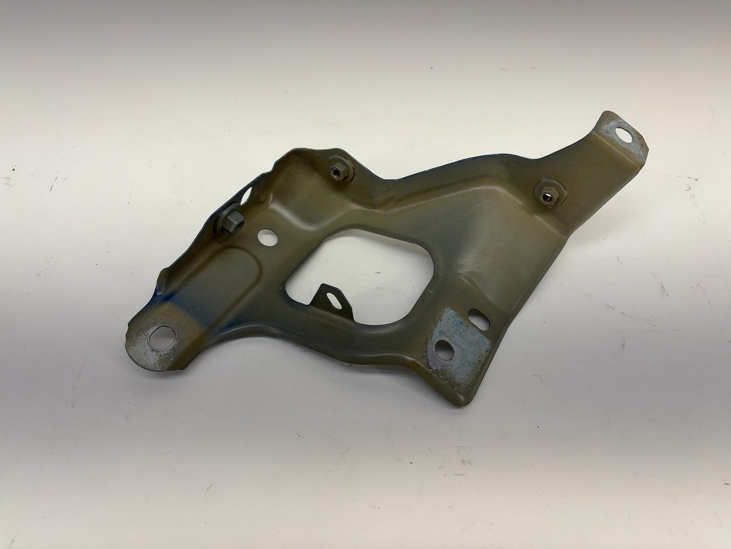 2018 Tesla Model 3 Left Fender Support Bracket 1086017-00-B