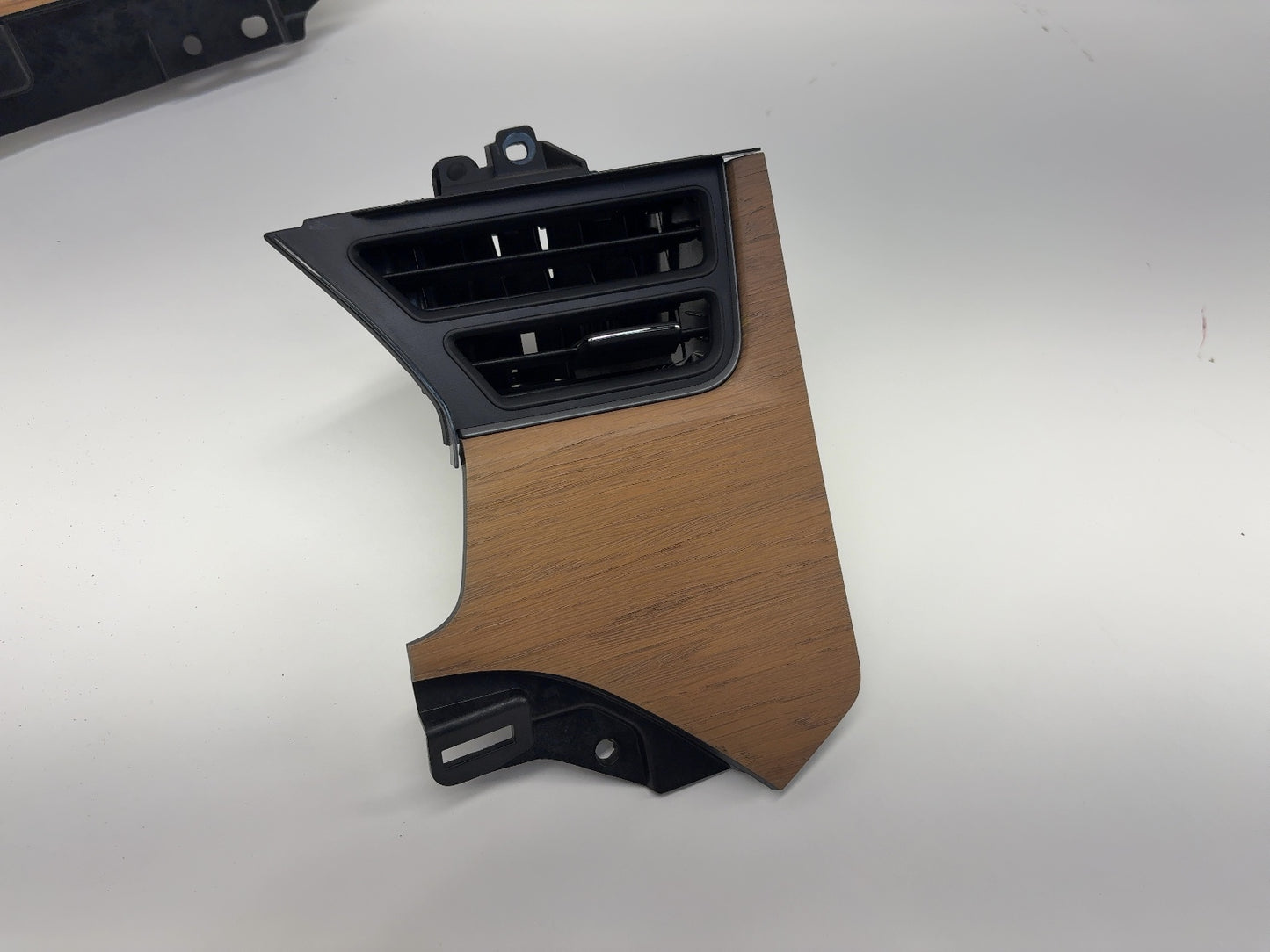 2020 Tesla Model X Dash Vent Set Oak 1042771-13-E