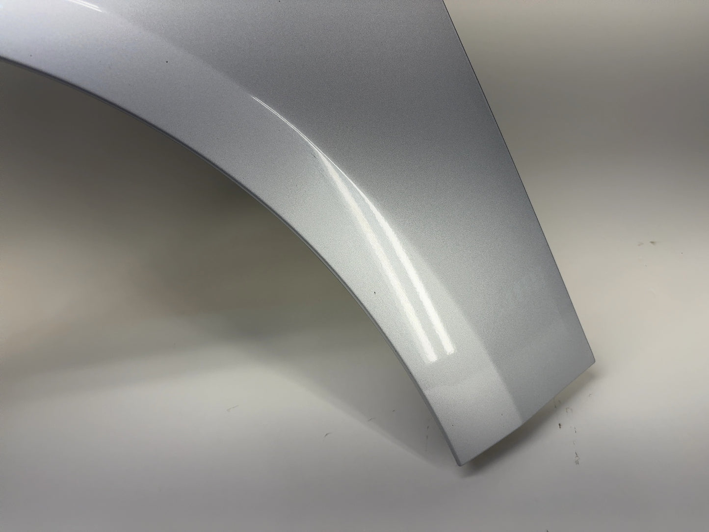 2018 Tesla Model 3 Left Fender 1081401-E0-C