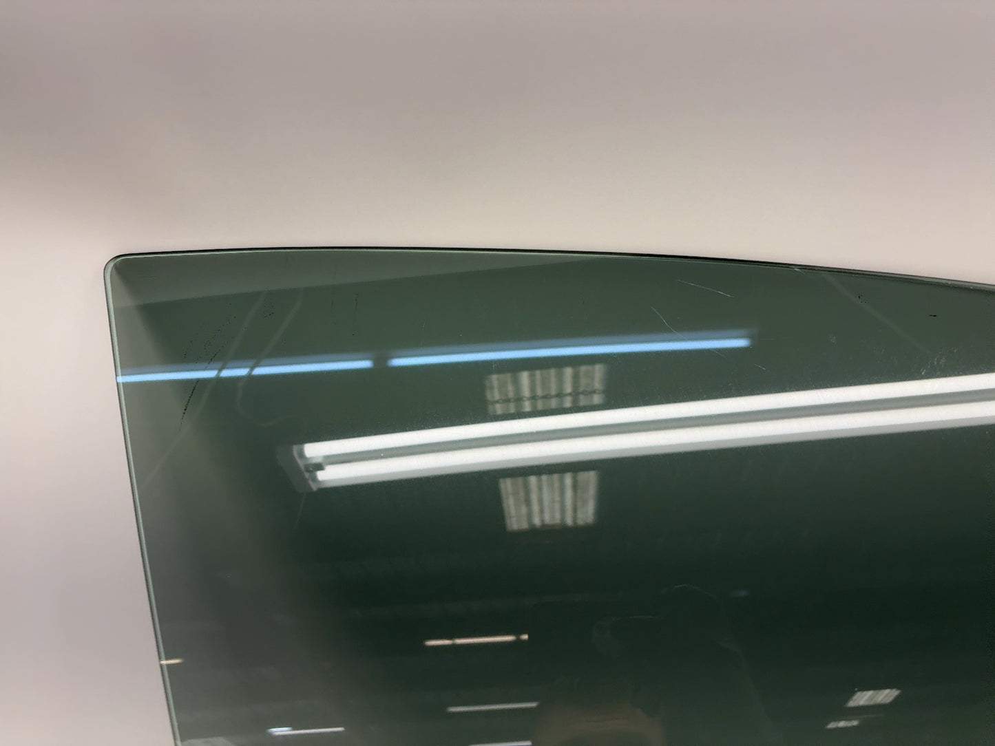 2017 Tesla Model X Front Right Door Glass 1028823-00-G