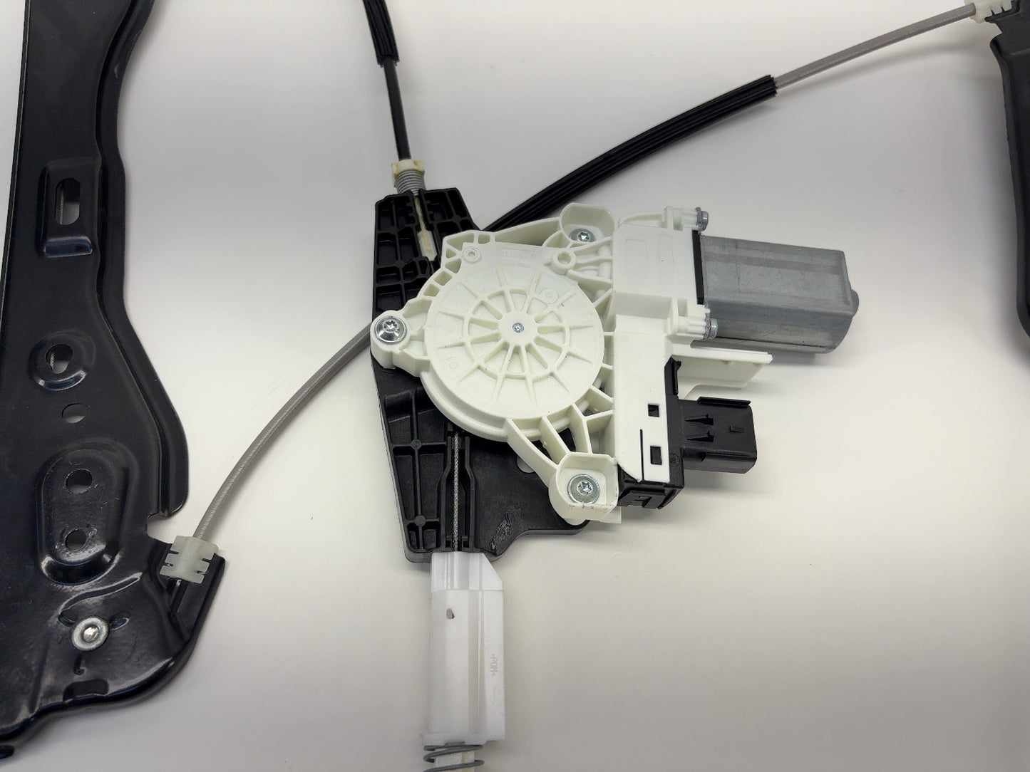 2025 Tesla Model Y Juniper Front Left Door Window Regulator 1987312-97-A