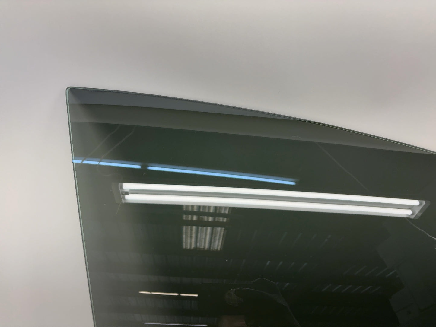 2021-2023 Tesla Model 3 Front Right Door Glass Laminated 1568569-00-C