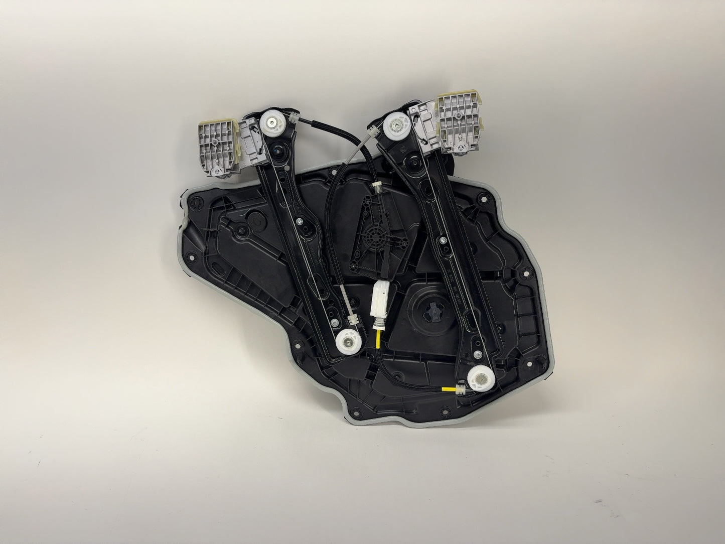 2026 Tesla Model Y Juniper Rear Right Door Window Regulator 2004633-98-A