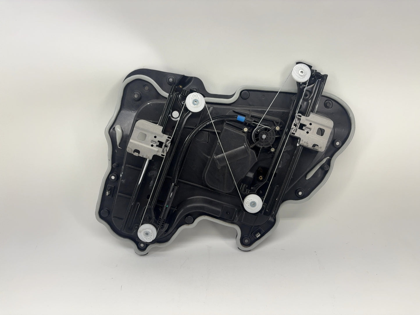 2023 Tesla Model 3 Rear Left Window Regulator 1096622-05-L