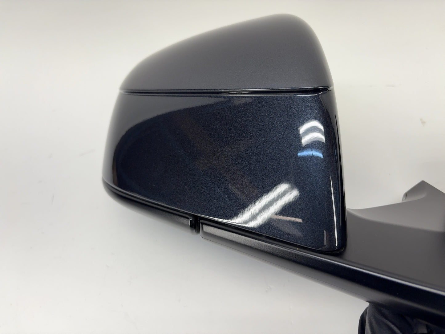 2026 Tesla Model Y Juniper Front Right Door Mirror Assembly 2130970-00-A