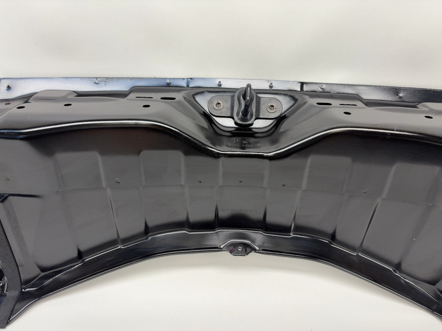 2026 Tesla Model Y Juniper Rear Panel 2010370-00-E