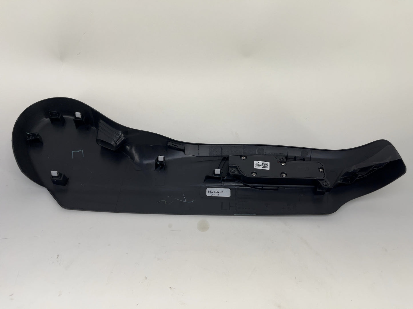 2025 Tesla Model 3 Highland Front Left Seat Trim With Buttons 1699946-00-C