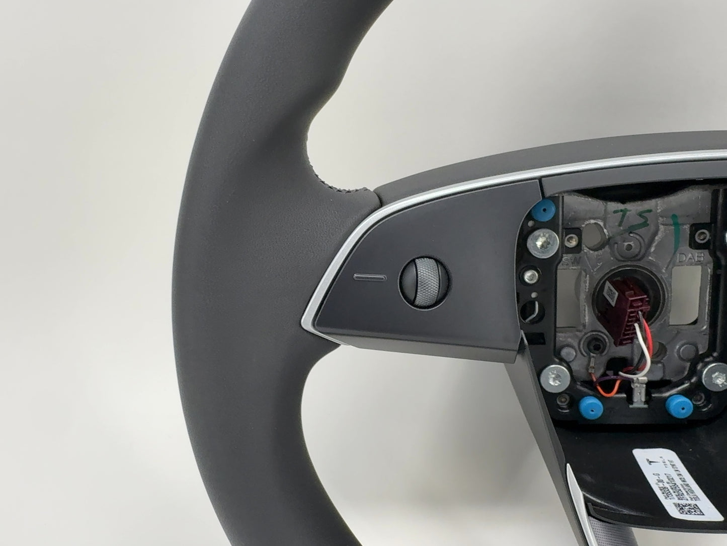 2025 Tesla Model 3 Highland Steering Wheel Pur Leather 1735339-00-G