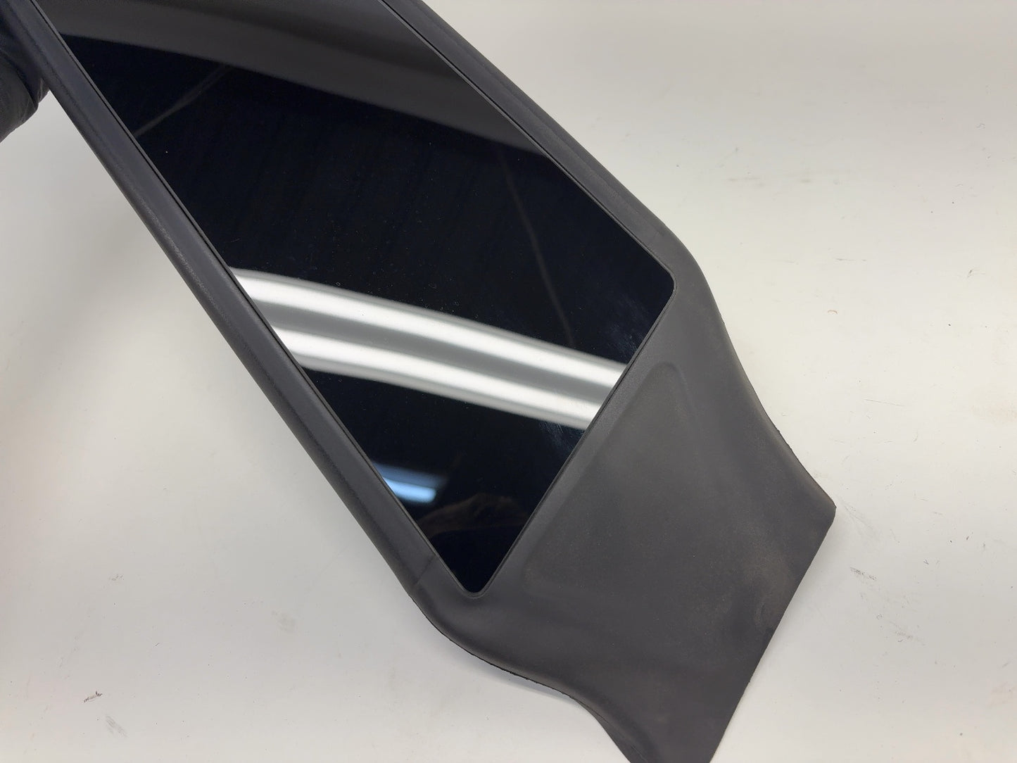 2021-2023 Tesla Model Y B Pillar Glass w Camera Left 1506885-00-H