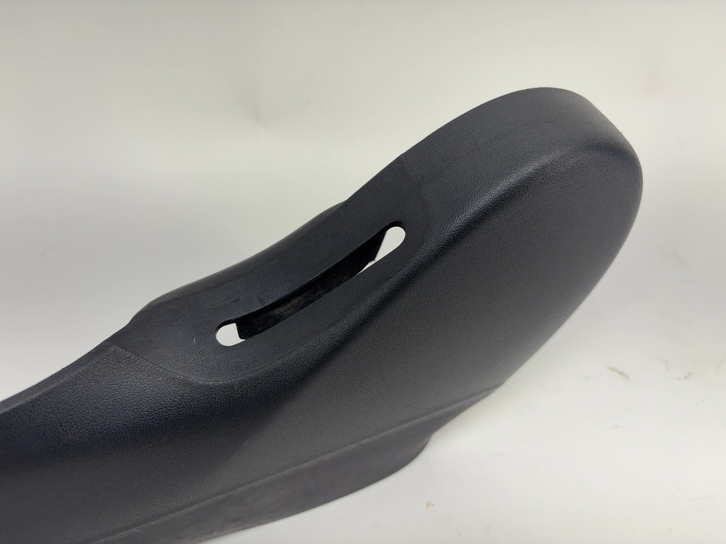 2019 Tesla Model 3 Front Left Driver Seat Trim With Buttons 1088964-00-C