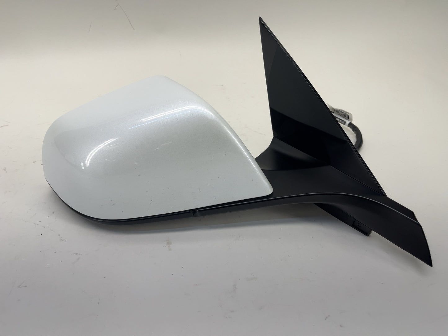 2023 Tesla Model 3 Front Right Door Mirror Assembly 1592032-00-F