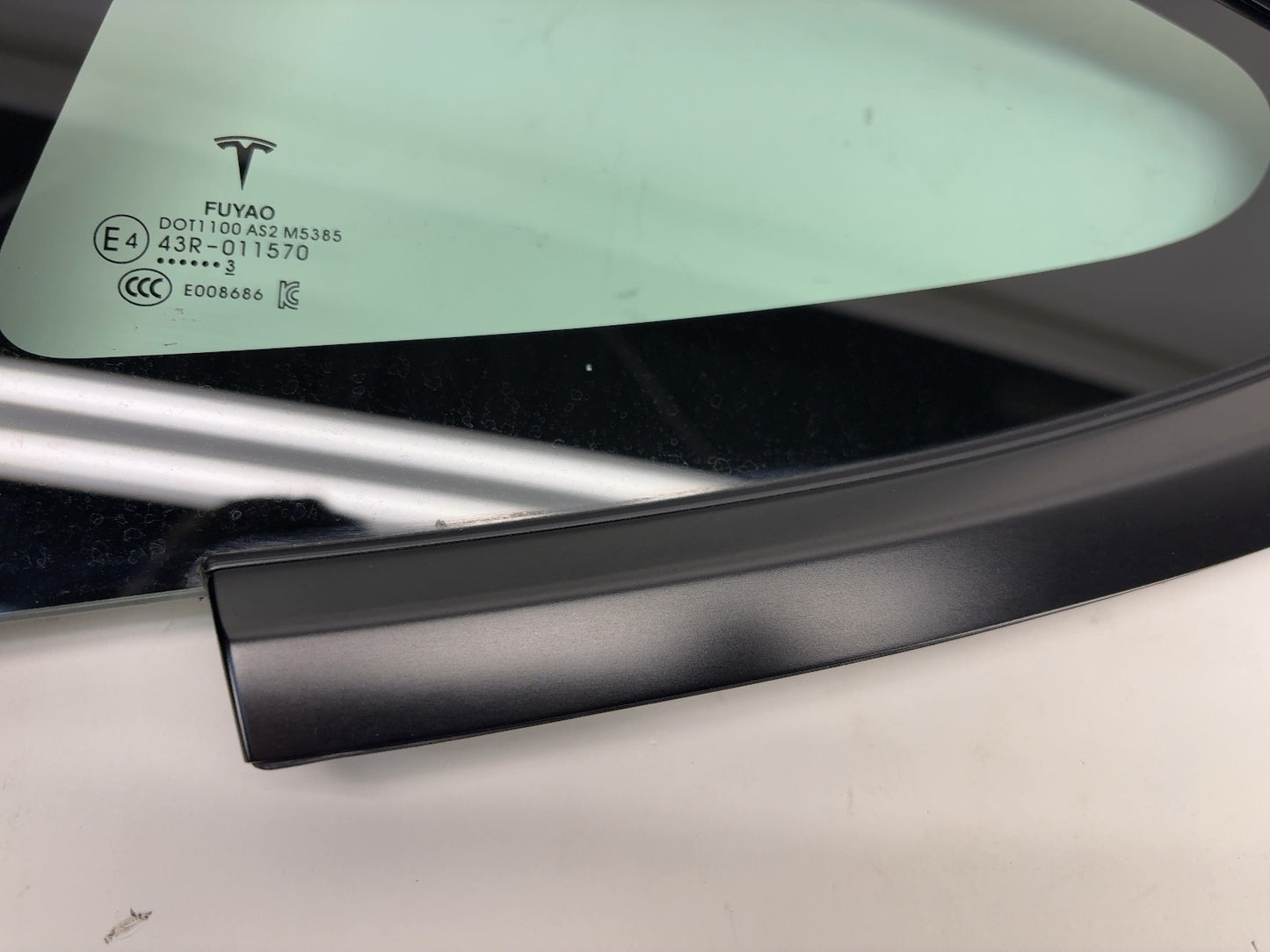 2021-2023 Tesla Model 3 Left Quarter Glass 1514978-01-C