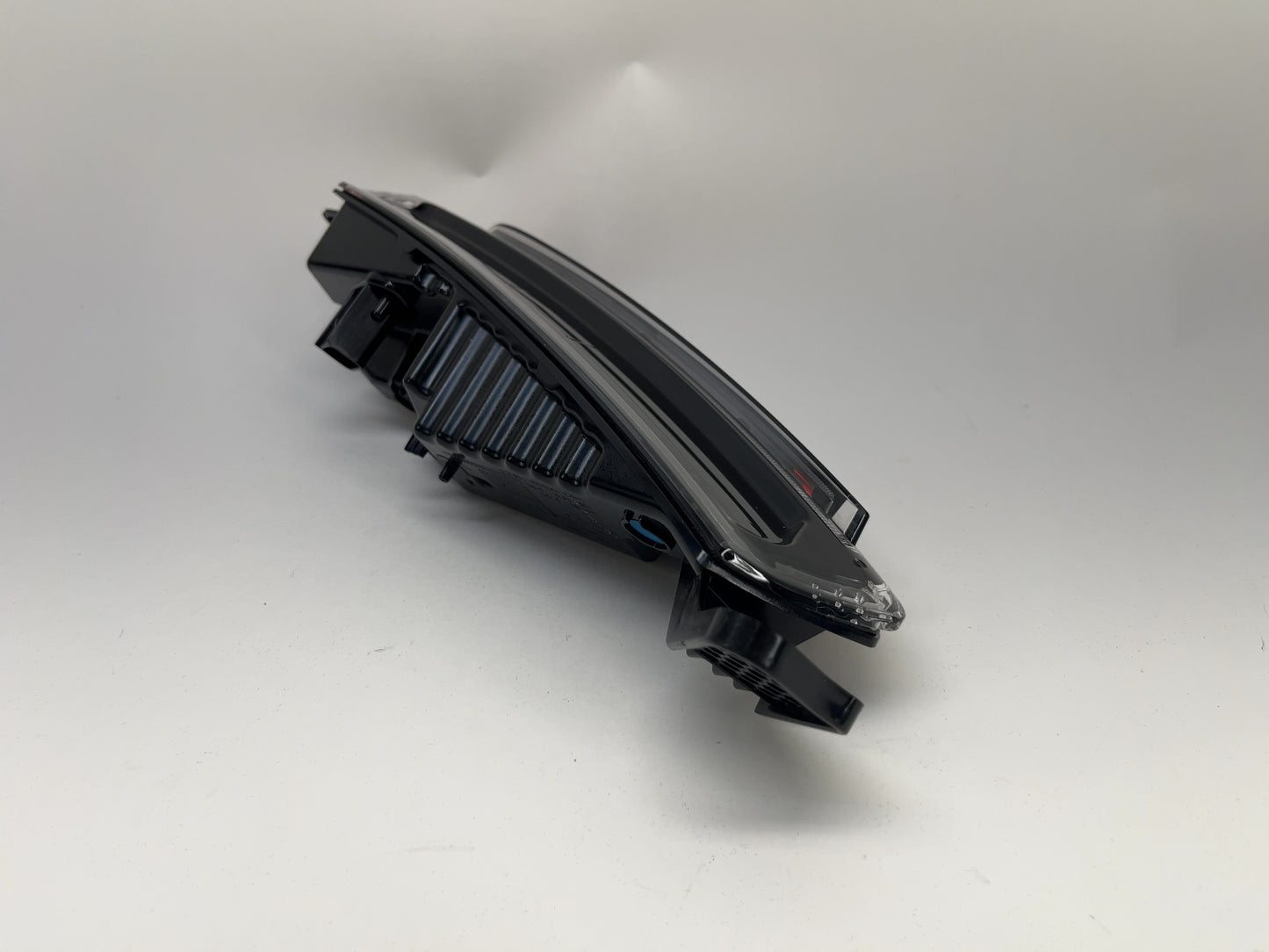 2025 Tesla Model 3 Highland Rear Bumper Lamp Right 1712514-00-E