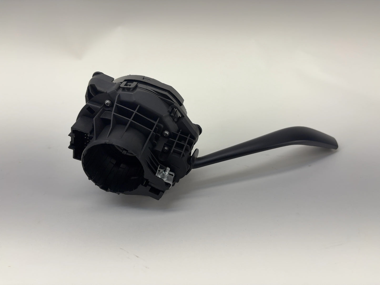 2026 Tesla Model Y Juniper Steering Column Control Module 2072999-00-B