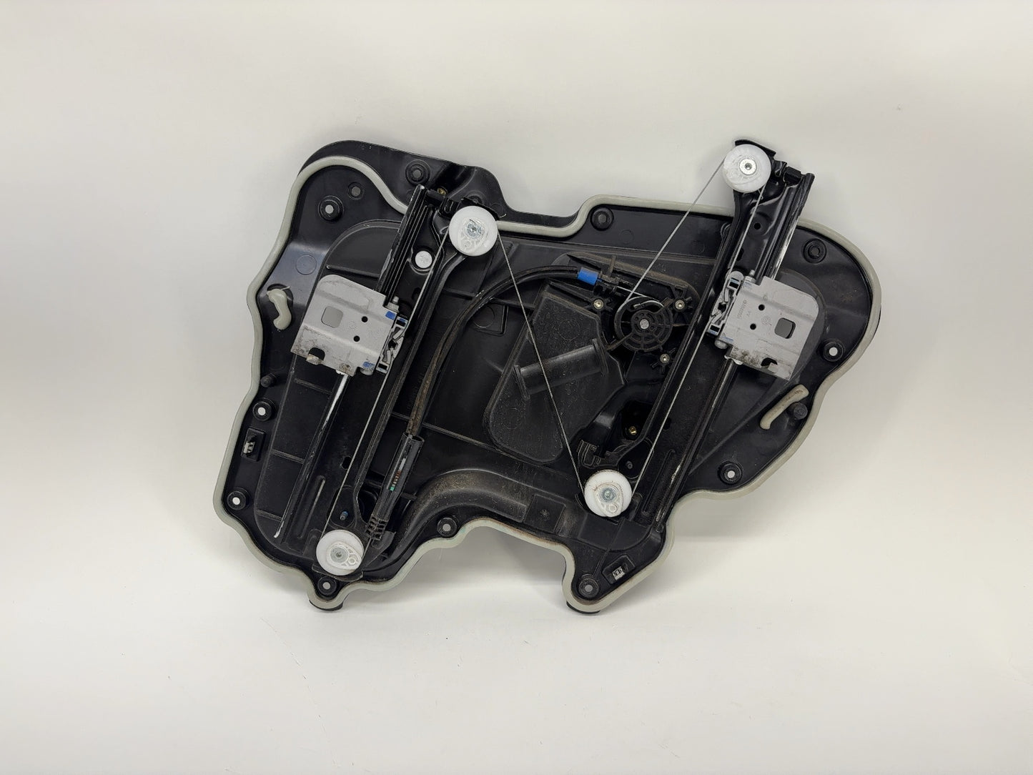 2018 Tesla Model 3 Rear Left Window Regulator 1096622-99-H