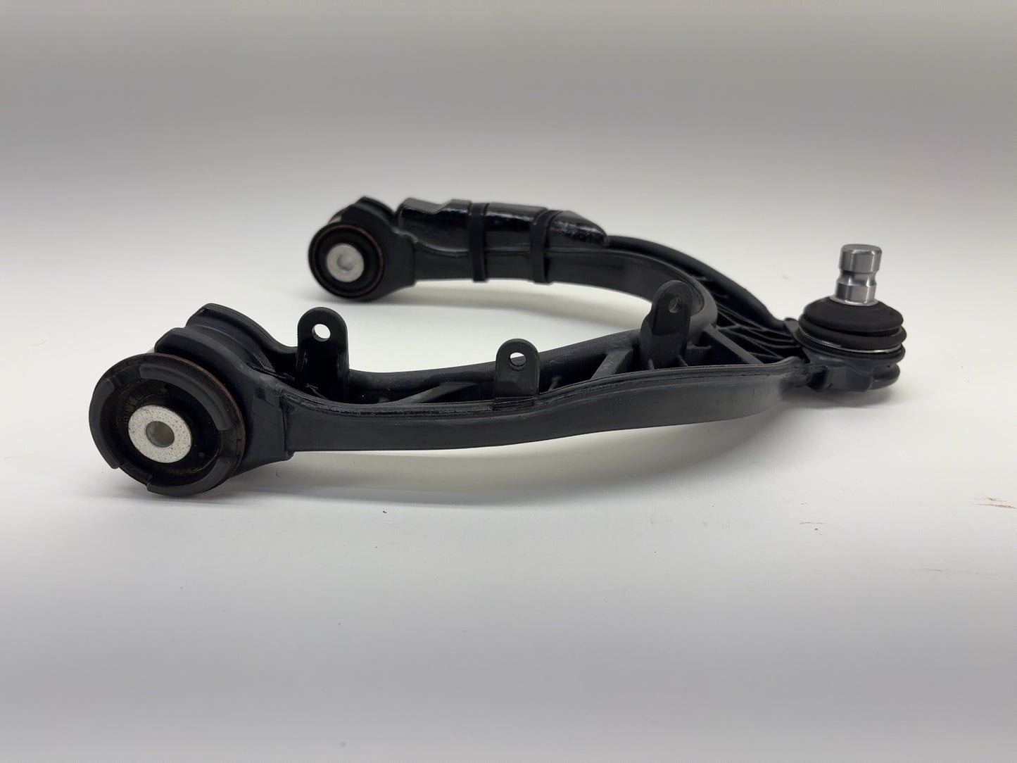 2018 Tesla Model 3 Front Right Upper Control Arm 1044326-00-E