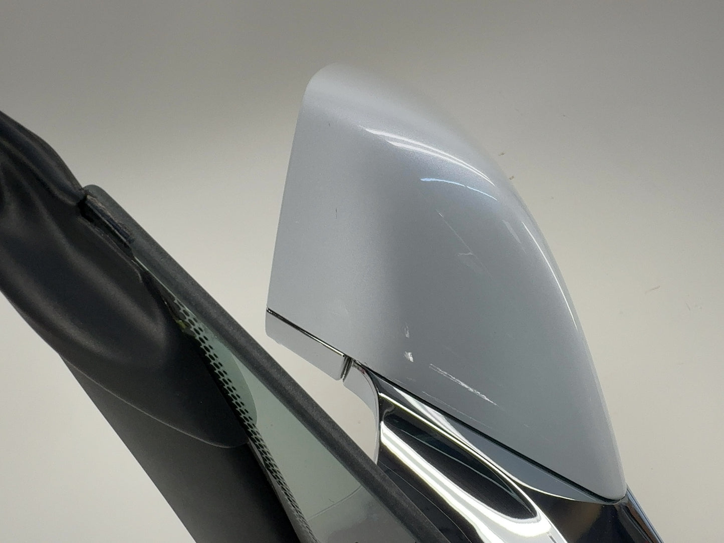 2015 Tesla Model S Front Left Door Mirror Assembly 1041317-00-A