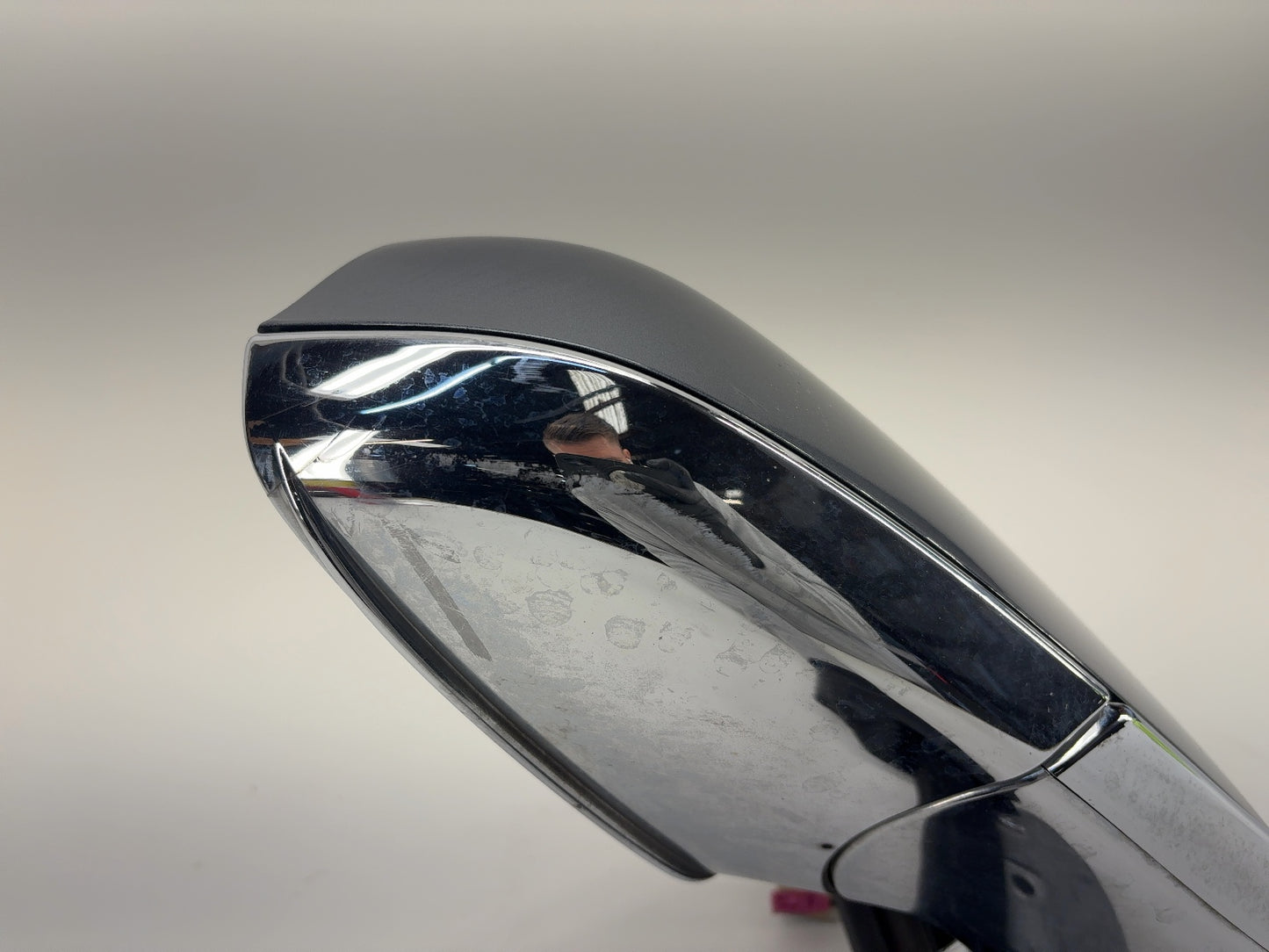 2013 Tesla Model S Front Right Door Mirror Assembly Non Power Folding 6005863-00-E