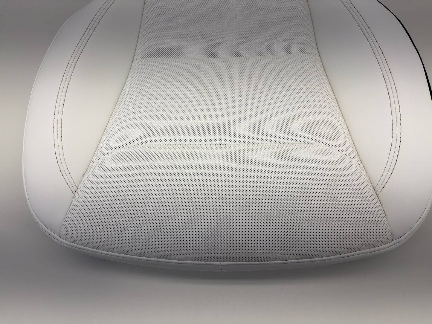 2025 Tesla Model 3 Highland Front Right Seat Lower Cushion White 1997745-02-C
