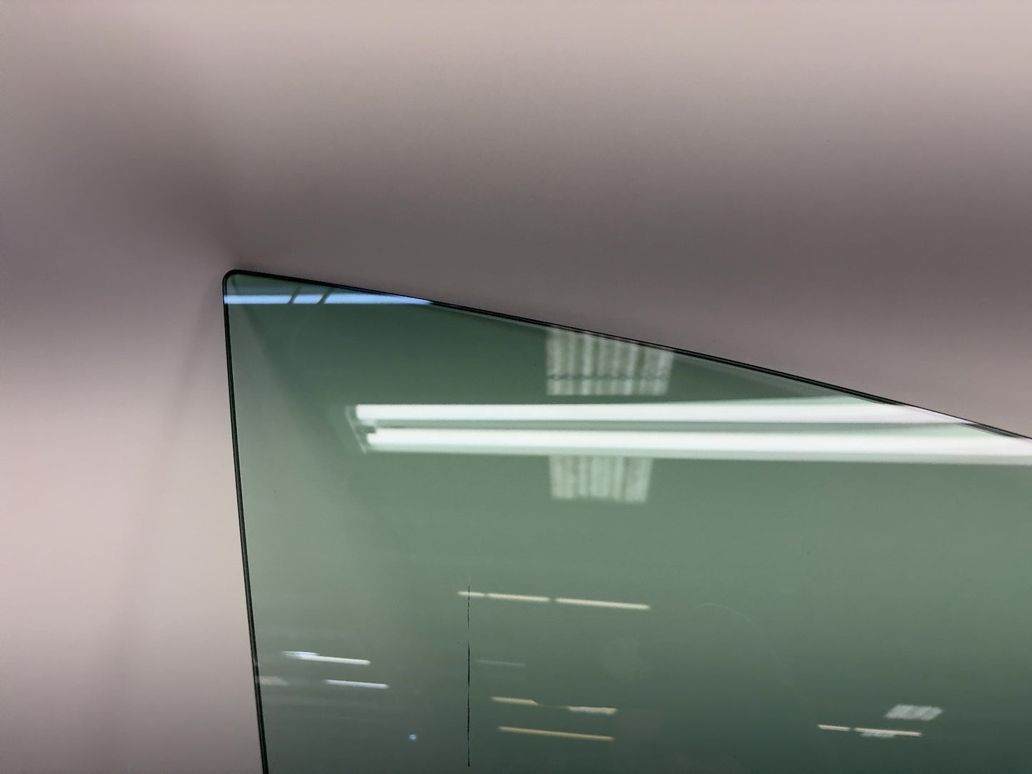 2024-2025 Tesla Model 3 Highland Front Right Door Glass Laminated 1773076-00-D