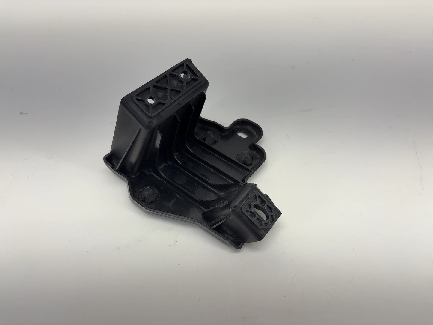 2018 Tesla Model X Radar Support Bracket 1129086-00-B