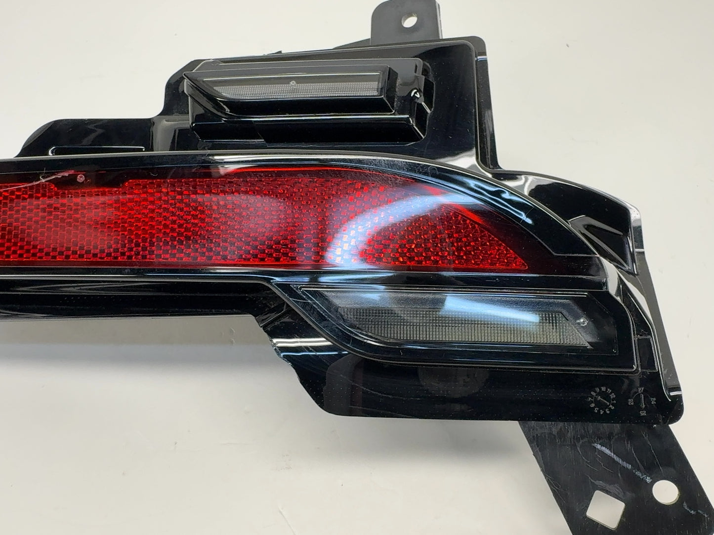 2026 Tesla Model Y Juniper Rear Right Bumper Light 1979445-10-D