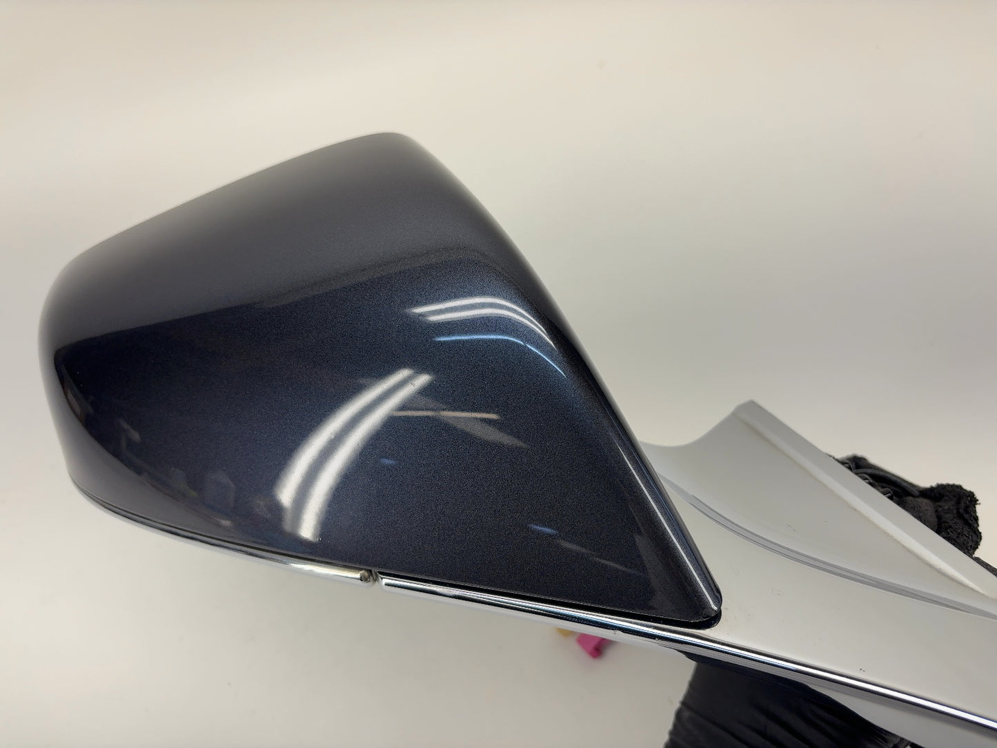 2015 Tesla Model S Front Right Door Mirror Assembly 1041318-00-A