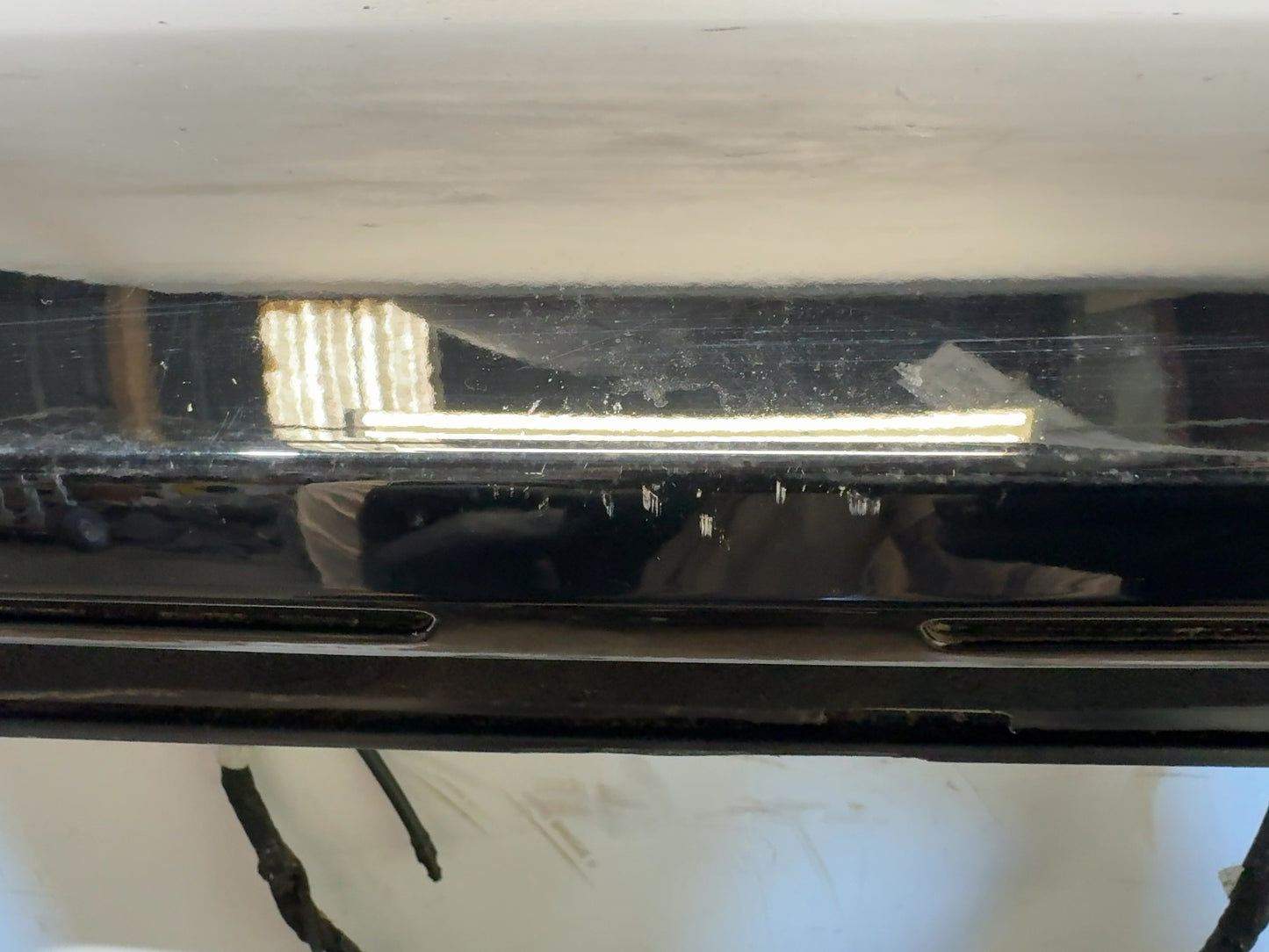 2024 Rivian R1S Upper Liftgate PT00270572-D