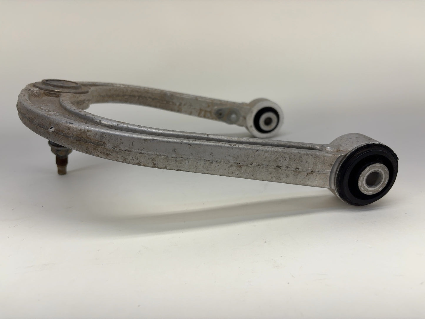 2023-2024 Rivian R1S R1T Front Left Upper Control Arm U PT00001853-J